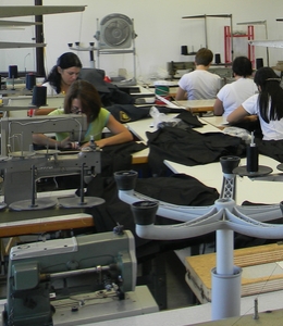  - ABBIGLIAMENTO DA LAVORO - UNIFORMI - DIVISE - ACCESSORI-Europrotec-bari